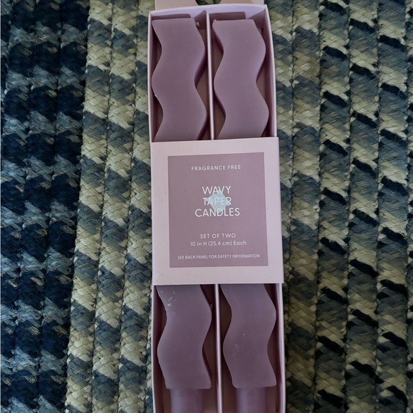 Soft Pink Wavy Taper Candles - Picture 1 of 2